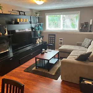 Hébergement de vacances Cozy And Modern 3 Bedroom In Location!, Victoria